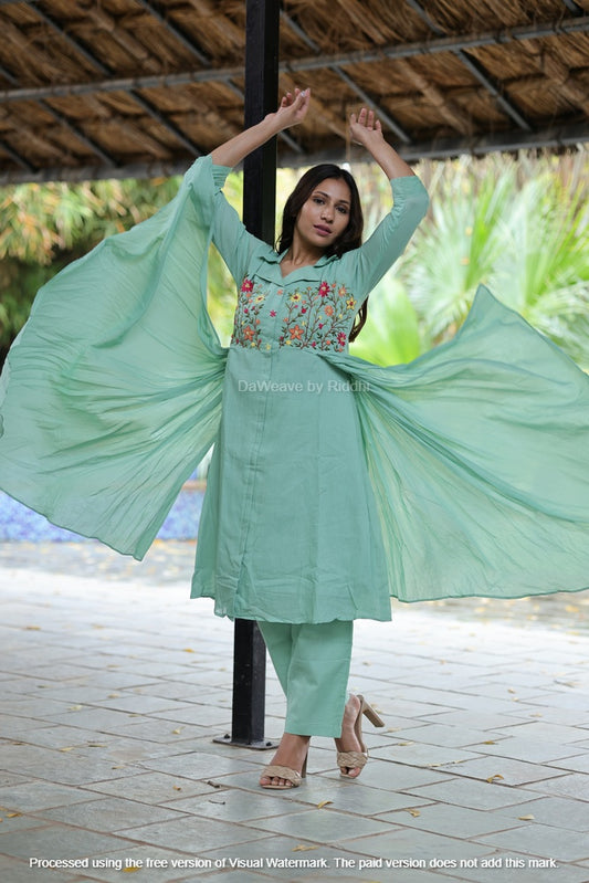 Butterfly wings coord Green