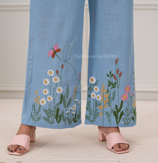 Floral bees - Sky Blue