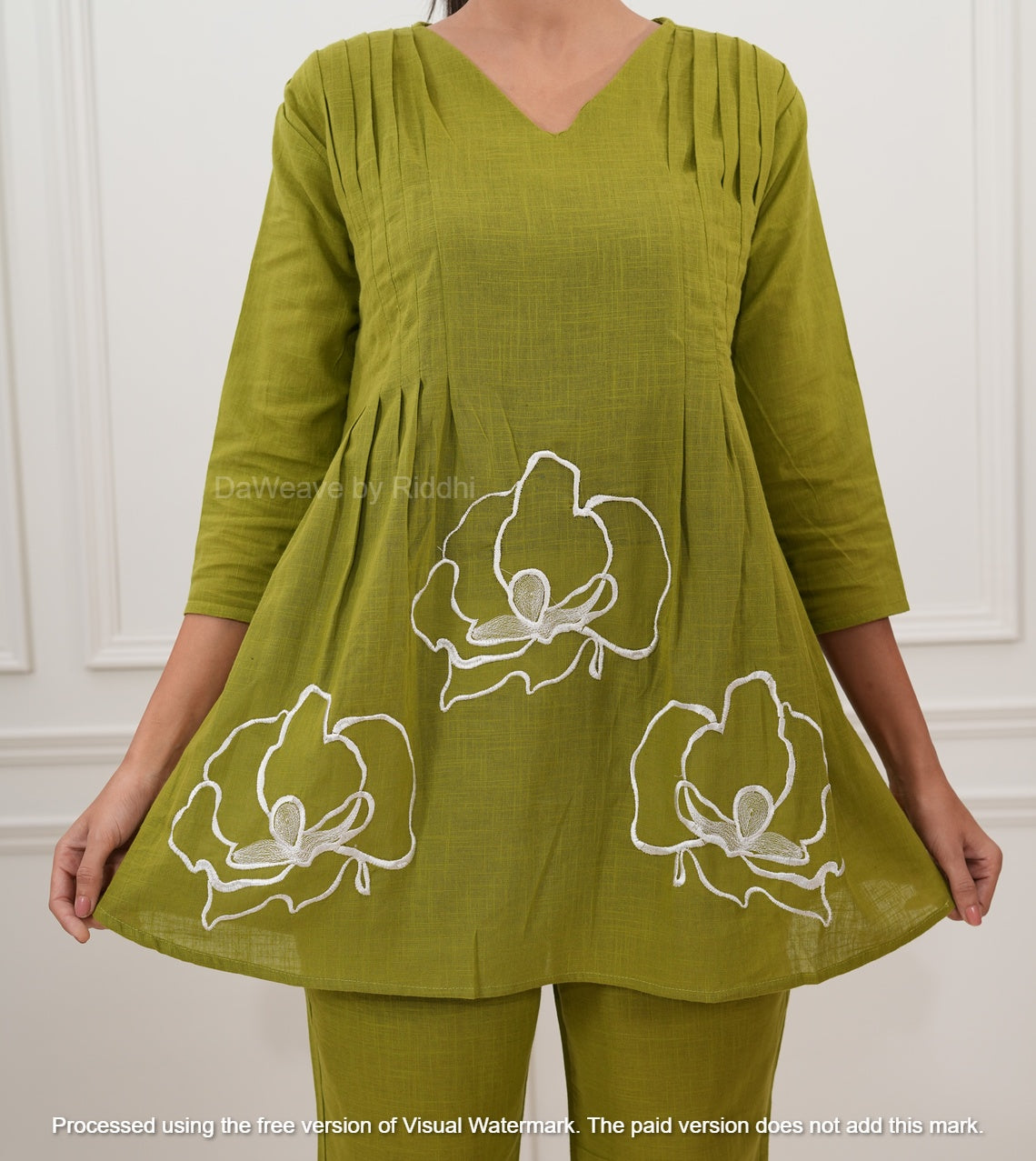 Pleated abstract Coord- Green