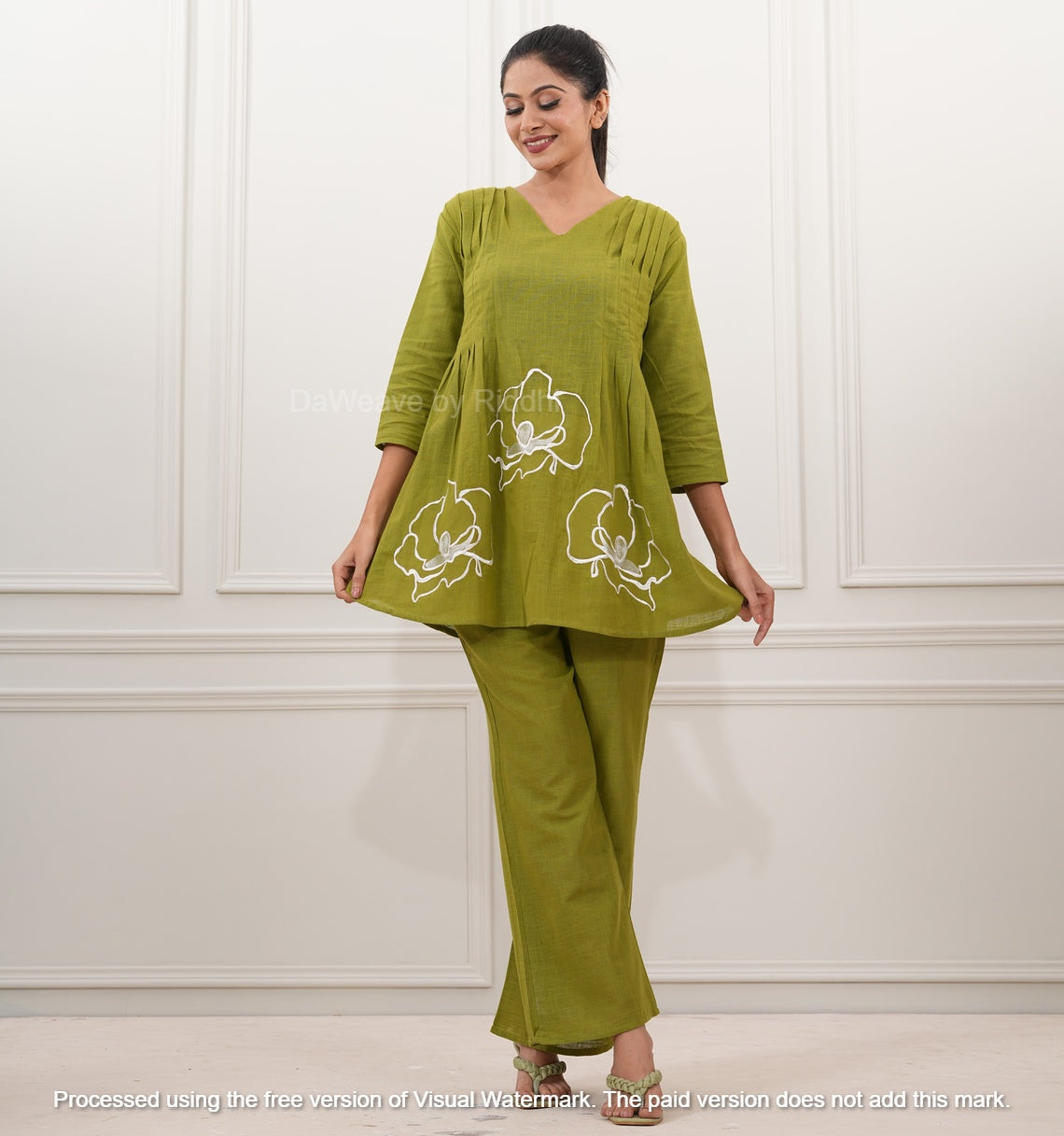 Pleated abstract Coord- Green